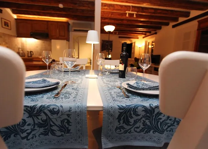 Lighthouse Corfu (city)