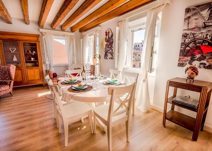 Lighthouse Lejlighed Corfu (city)