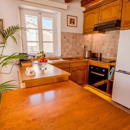 Apartment Lighthouse *